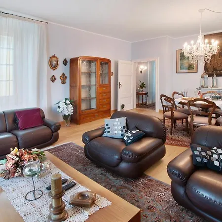 Casa Al Molo Nonna Rosy Apartment